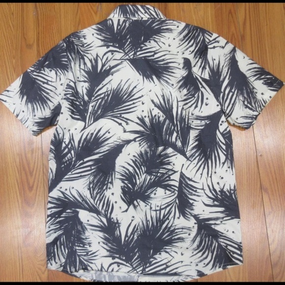 Volcom Modern Fit 100% Cotton Shirt – Palm Tree‎ Print – Navy/Linen – Size Large - Picture 2 of 6